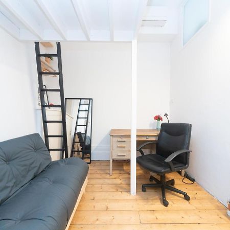 Pass The Keys Rustic And Quirky Flat In Charming Charlton Village Londra Dış mekan fotoğraf