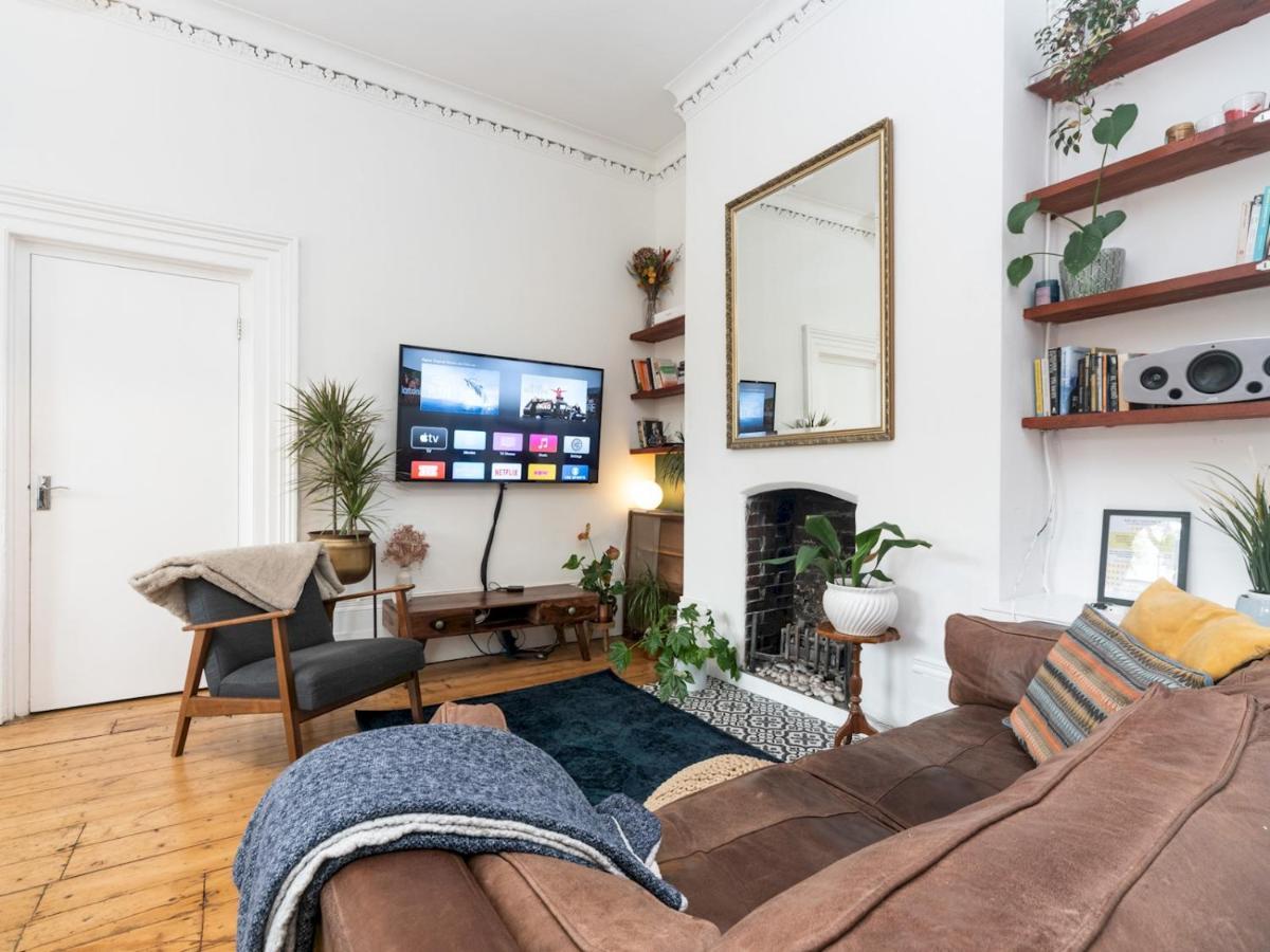 Pass The Keys Rustic And Quirky Flat In Charming Charlton Village Londra Dış mekan fotoğraf