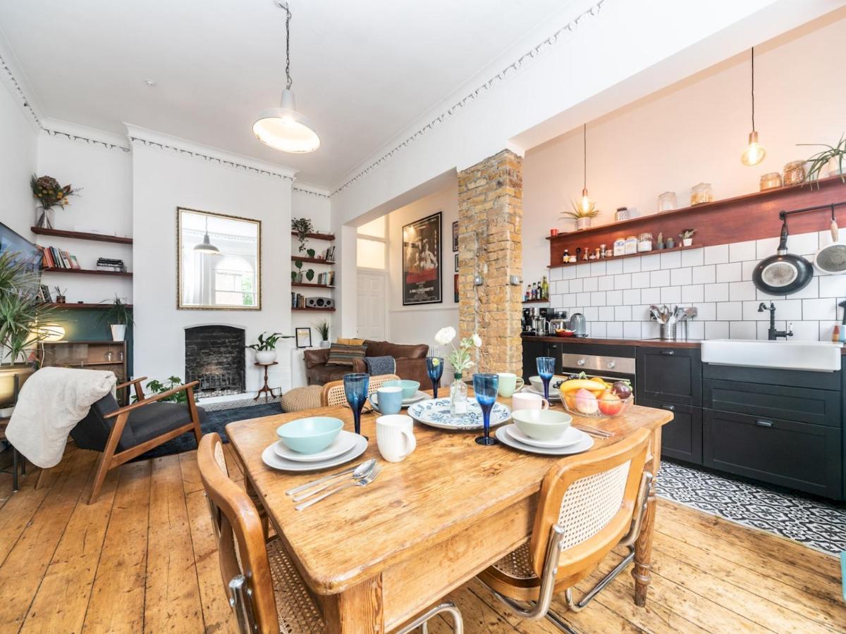 Pass The Keys Rustic And Quirky Flat In Charming Charlton Village Londra Dış mekan fotoğraf