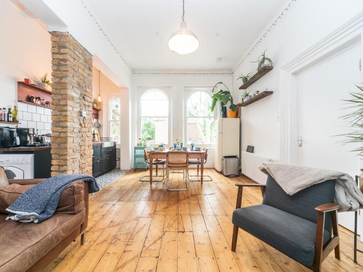 Pass The Keys Rustic And Quirky Flat In Charming Charlton Village Londra Dış mekan fotoğraf