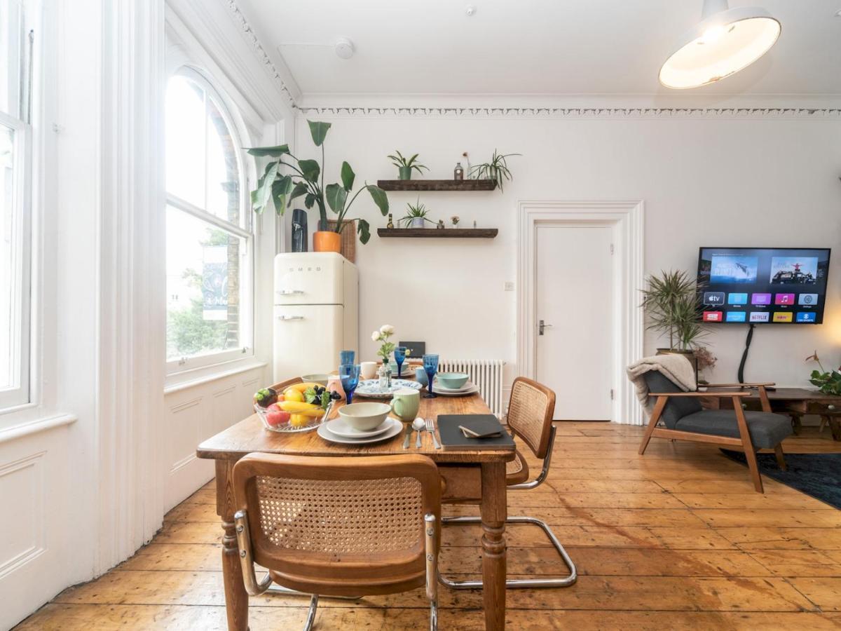 Pass The Keys Rustic And Quirky Flat In Charming Charlton Village Londra Dış mekan fotoğraf