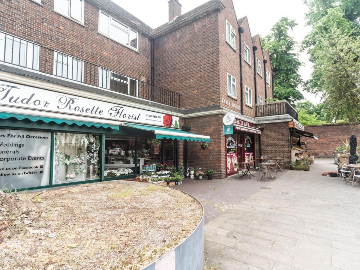 Pass The Keys Rustic And Quirky Flat In Charming Charlton Village Londra Dış mekan fotoğraf