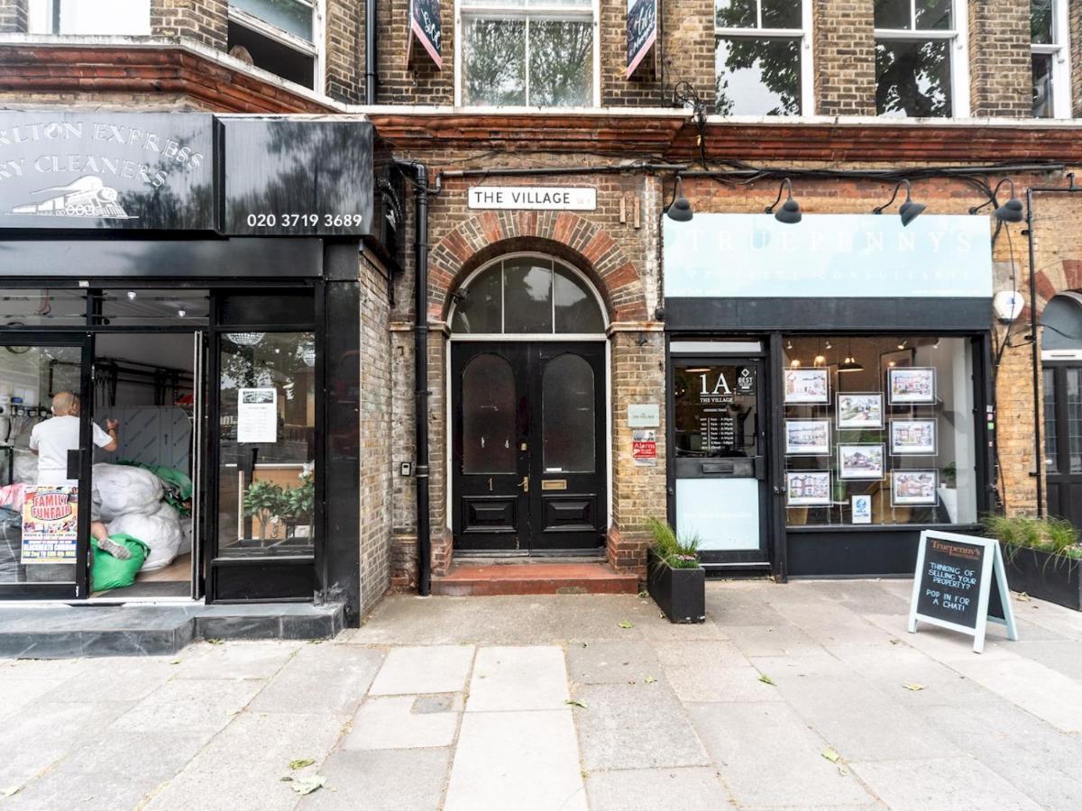 Pass The Keys Rustic And Quirky Flat In Charming Charlton Village Londra Dış mekan fotoğraf