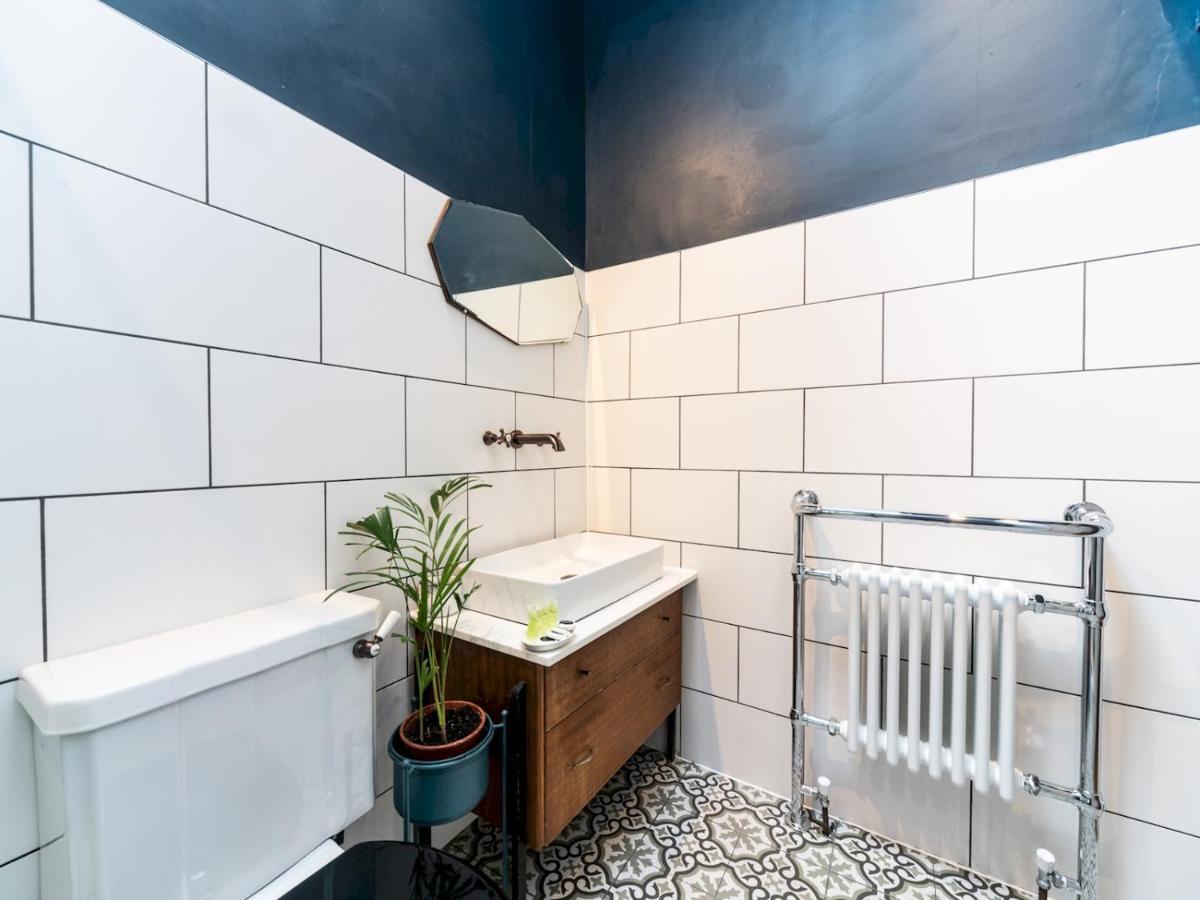 Pass The Keys Rustic And Quirky Flat In Charming Charlton Village Londra Dış mekan fotoğraf