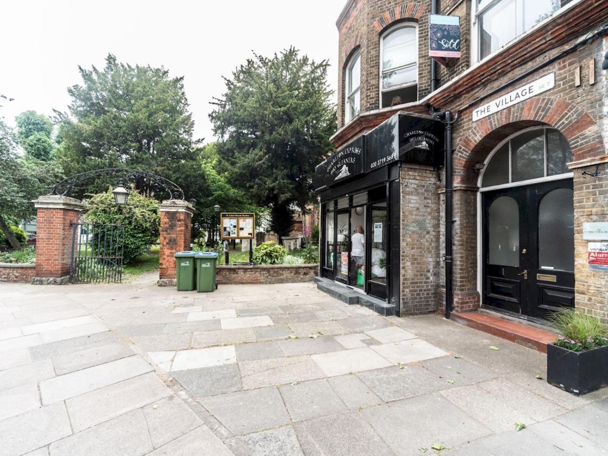Pass The Keys Rustic And Quirky Flat In Charming Charlton Village Londra Dış mekan fotoğraf