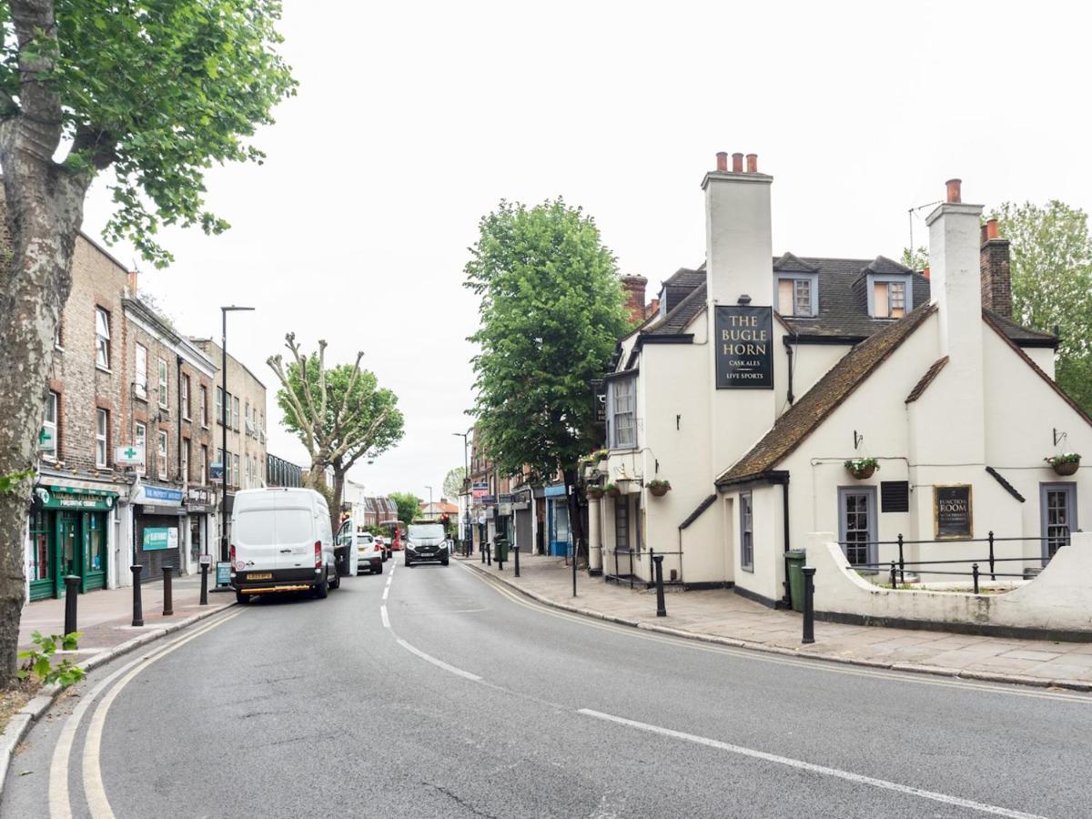 Pass The Keys Rustic And Quirky Flat In Charming Charlton Village Londra Dış mekan fotoğraf